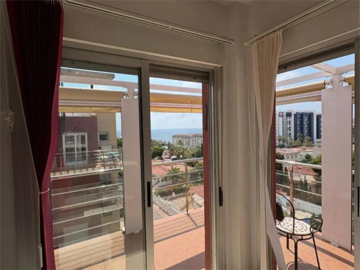 Attic for sale in Calle Pleamar, 11, Punta Prima Bedroom of Attic for sale in Torrevieja with Air Conditioner, Terrace and Swimming Pool
