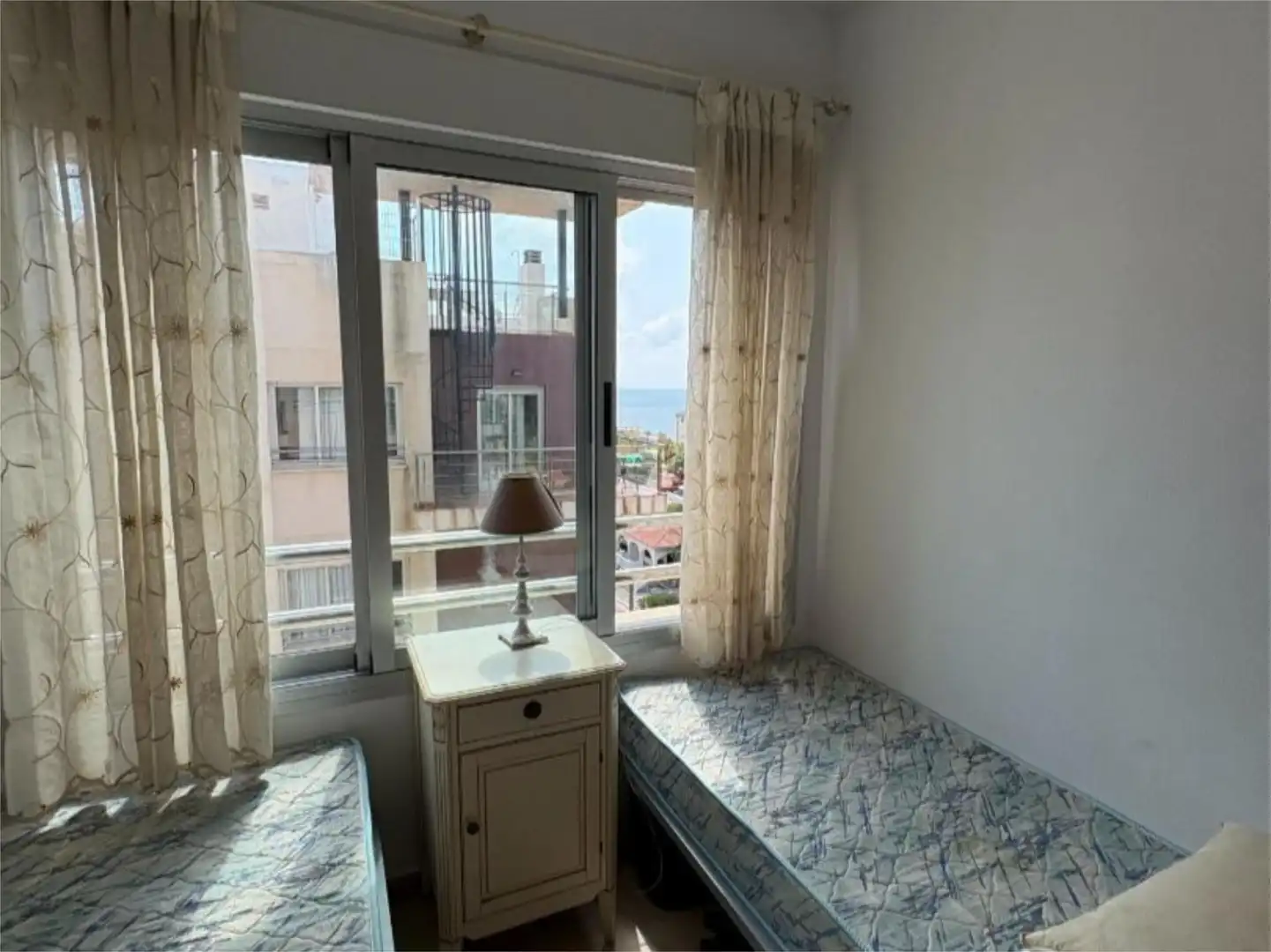 Attic for sale in Calle Pleamar, 11, Punta Prima Bedroom of Attic for sale in Torrevieja with Air Conditioner, Terrace and Swimming Pool