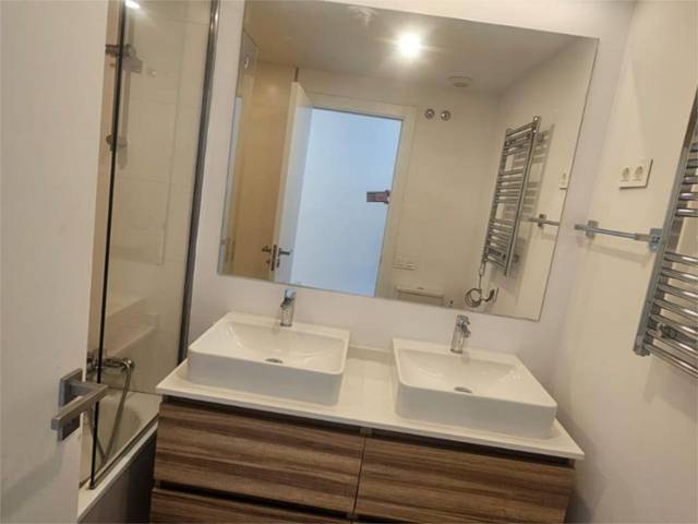 Piso en Alquiler en Passeig de Vara de Rey, 20 en S'Eixample - Can Misses