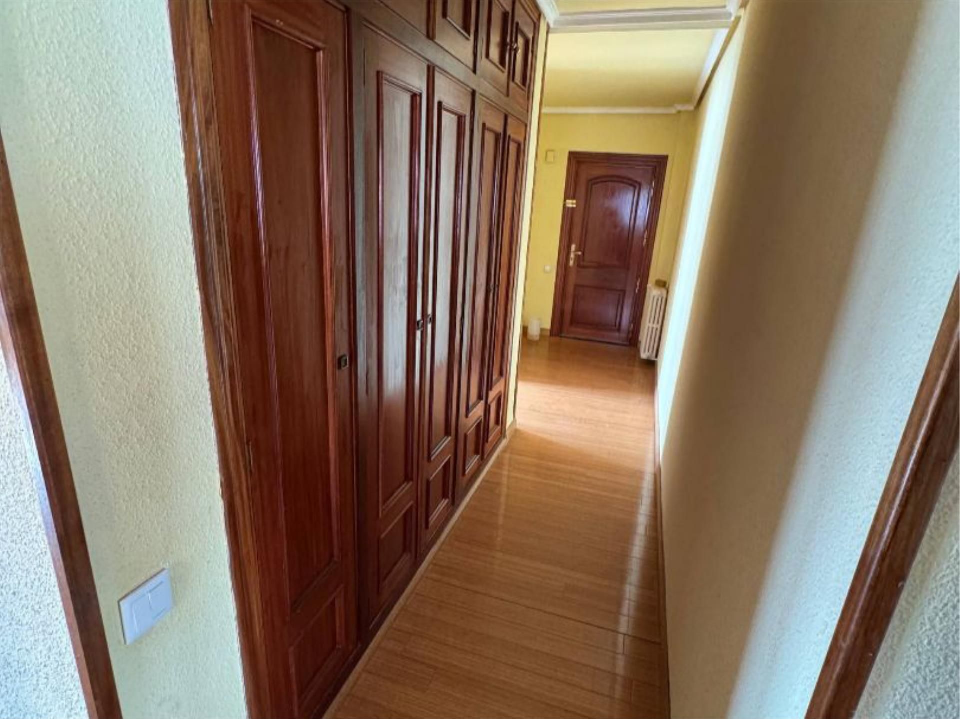 Pis en venda a Calle Tres Amigos, 3, Campo Grande Pis en venda en Valladolid Capital amb Calefacció, Parquet i Aparcament comunitari