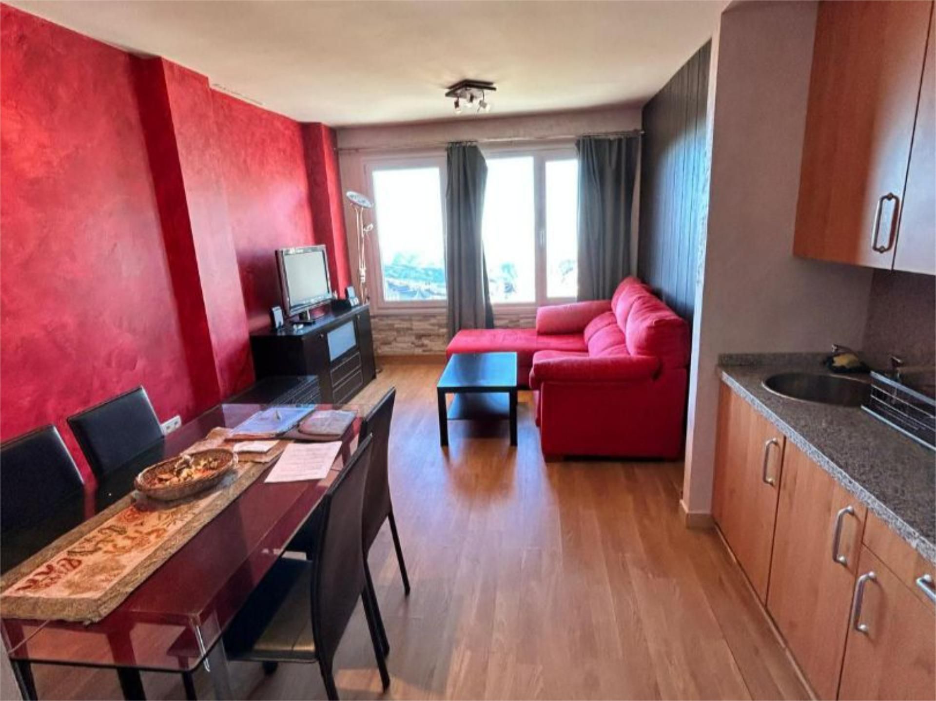 Flat to rent in Calle Cauchiles, 1, Zona media Living room of Flat to rent in Sierra Nevada  with Heating, Parquet flooring and Storage room