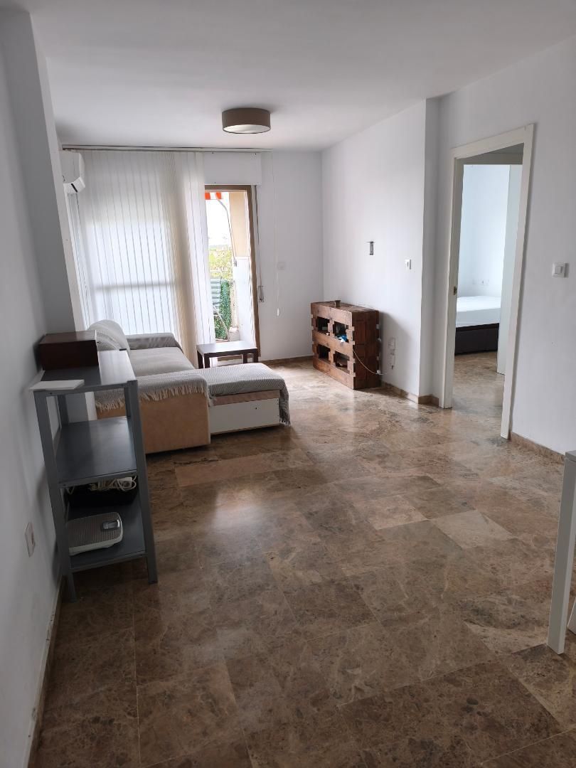 Sala de estar de Piso de alquiler en Jerez de la Frontera con Aire acondicionado, Calefacción y Terraza
