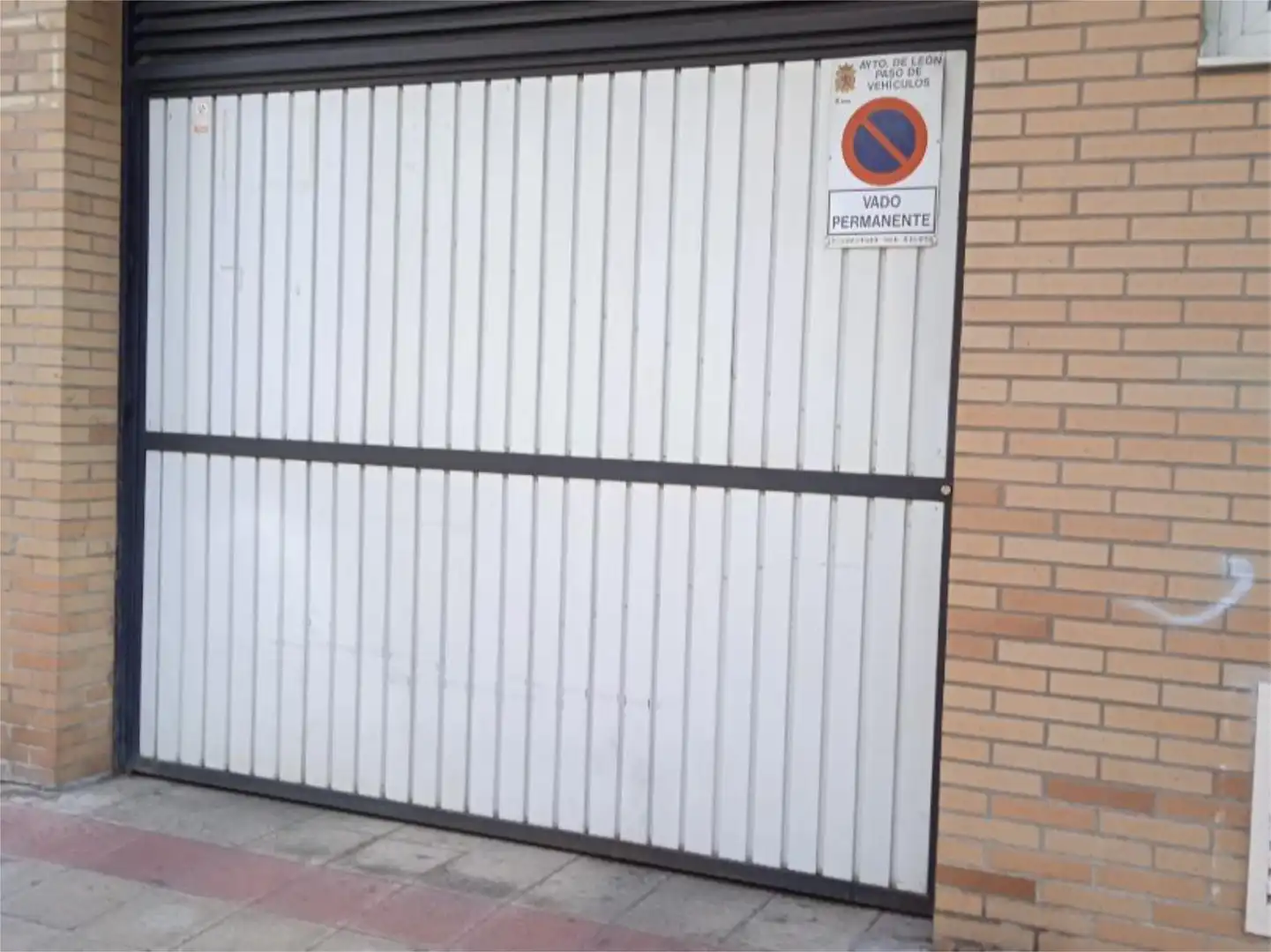 Pis en venda a Calle de Agustín Alfageme, 12, La Vega - La Sal Aparcament de Pis en venda en León Capital amb Terrassa i Balcó