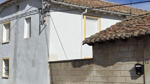 Foto 2 de Piso en venta en Calle Bajera, 19, Almanza, León