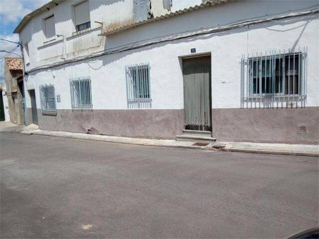Casa-chalet en Venta en Villarta de San Juan