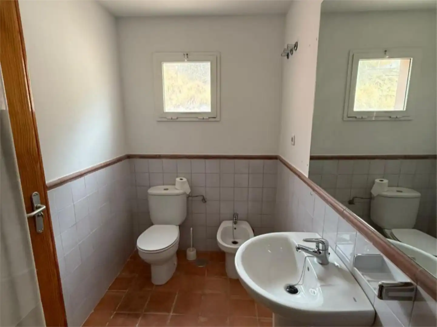 Apartament de lloguer a Calle Betula, 3, La Capellanía - El Higuerón Bany de Apartament de lloguer en Benalmádena amb Aire condicionat, Terrassa i Piscina