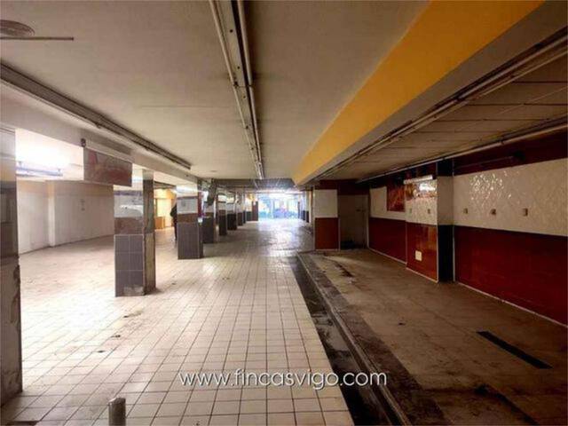 Local comercial en Alquiler en Sardoma - Castrelos