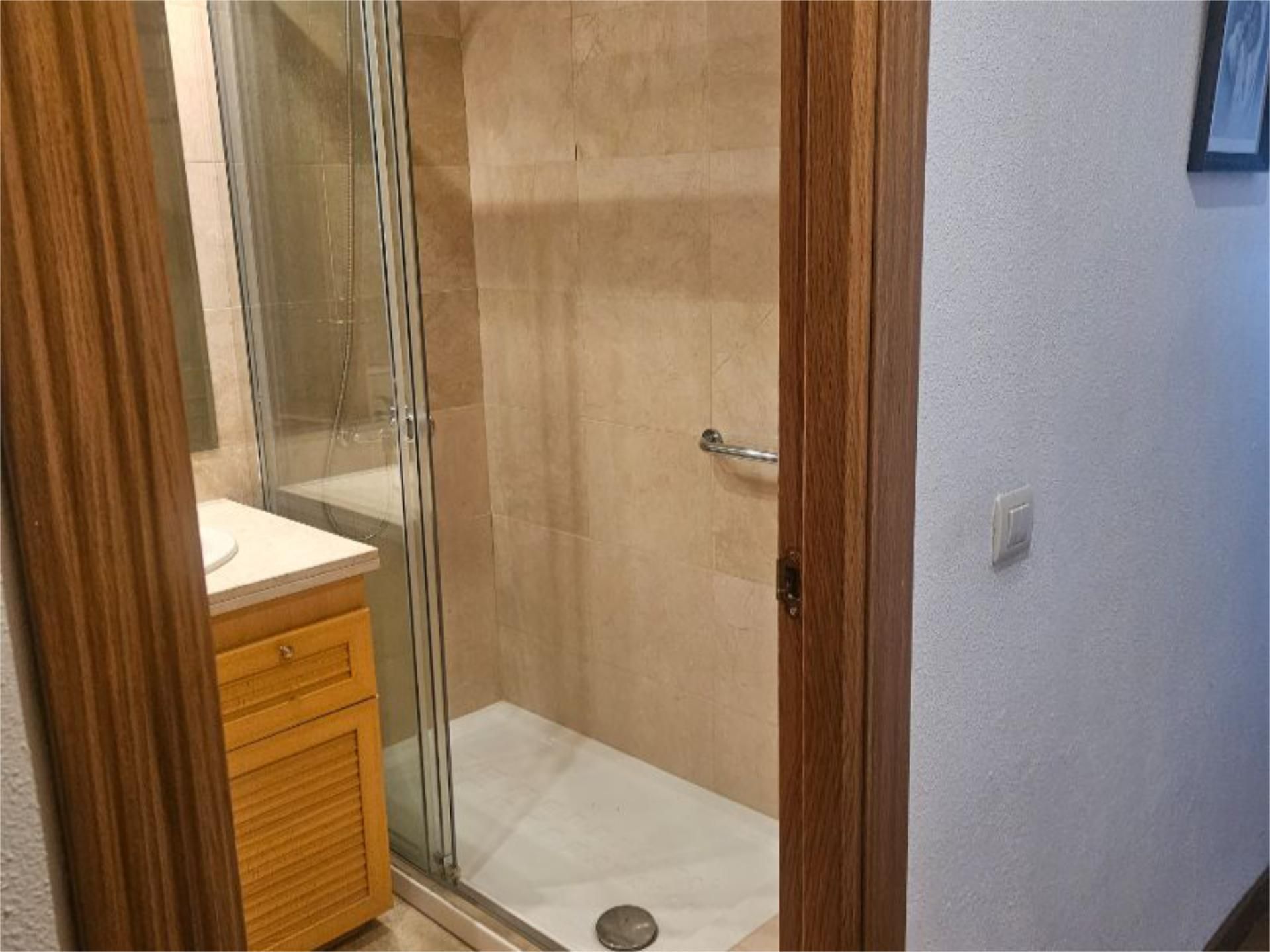 Enorme oferta de Pisos en venta con terraza en Tres Olivos