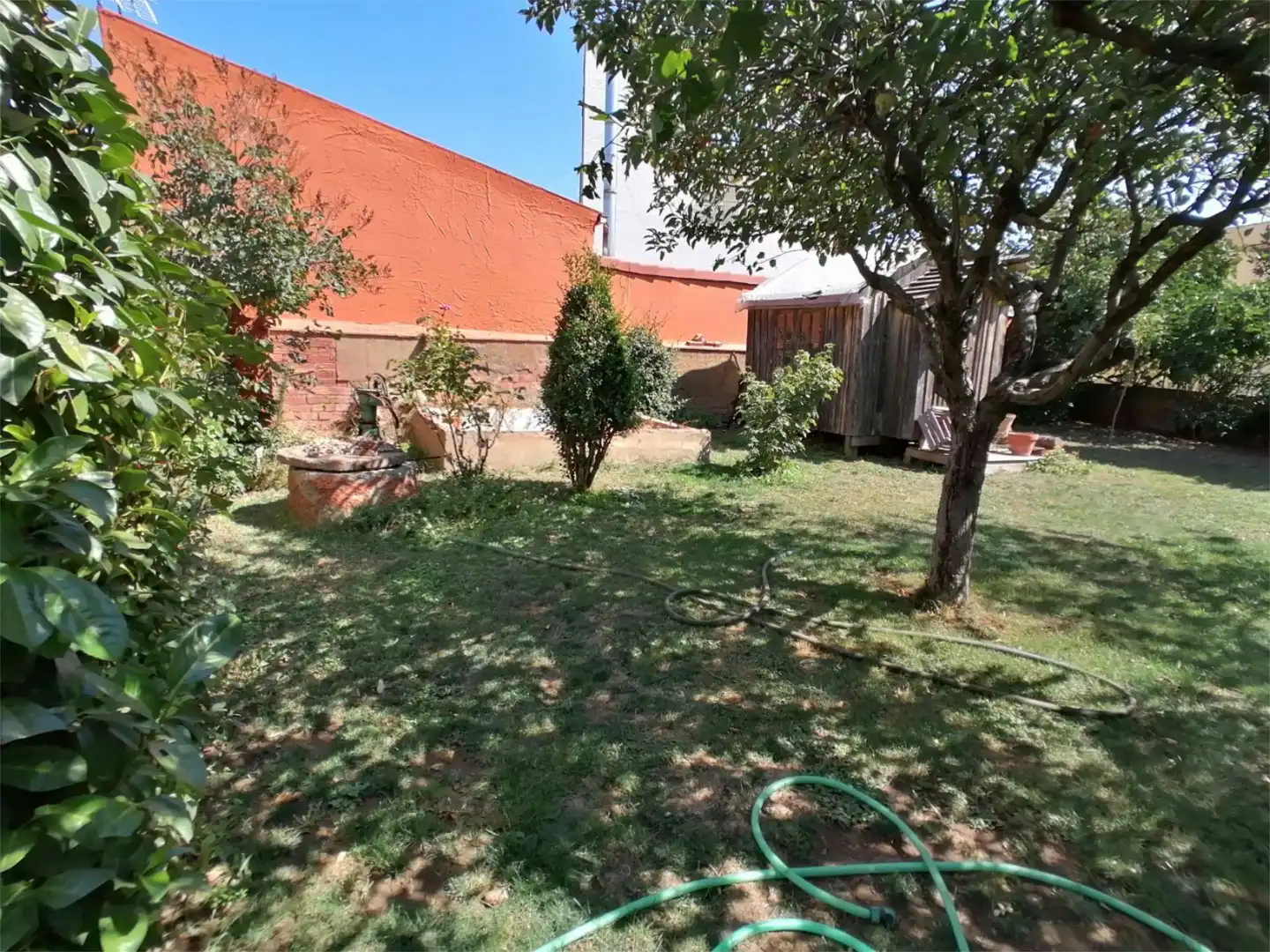 Piso en venta en Calle Vista Alegre, 28, Armunia Jardín de Piso en venta en León Capital