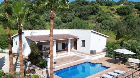 Foto 2 de Finca rústica en venda a Avenida Andalucía, 19, Alozaina, Málaga