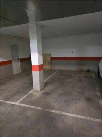 Garaje en Alquiler en Plaza de Toros - Barón de Warsage