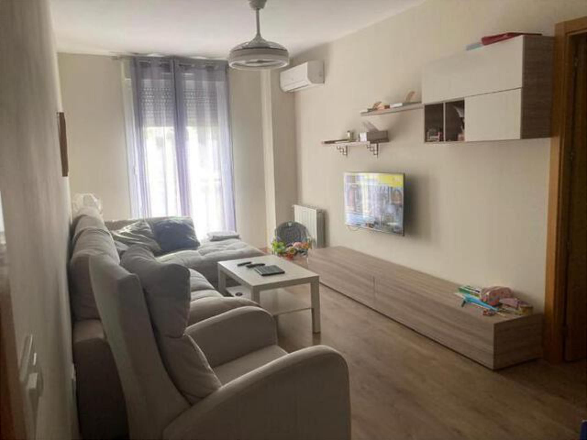 Living room of Flat for sale in Cáceres Capital  with Heating and Storage room