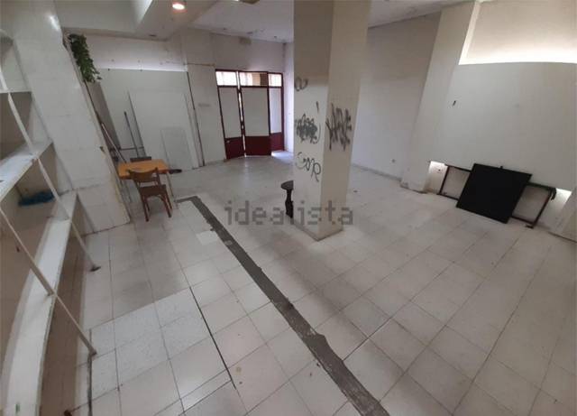 Local comercial en Alquiler en Calle de Villalpando, 1 en San Lázaro