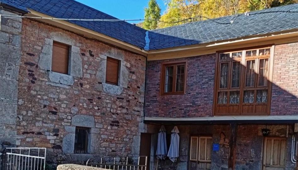 Casa o xalet en venda a Carretera Principal, 28, San Emiliano, León - imatge 1 Foto 1 de Casa o xalet en venda a Carretera Principal, 28, San Emiliano, León