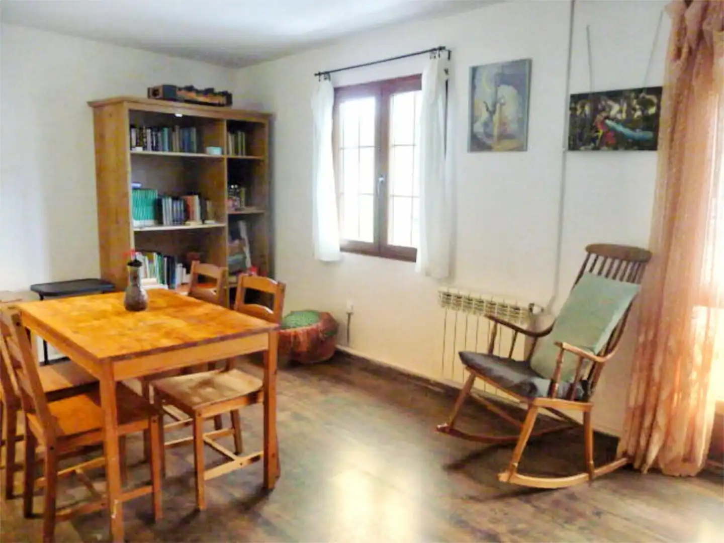 Casa o xalet en venda a Carretera Principal, 28, San Emiliano Menjador de Casa o xalet en venda en San Emiliano amb Calefacció, Jardí privat i Parquet