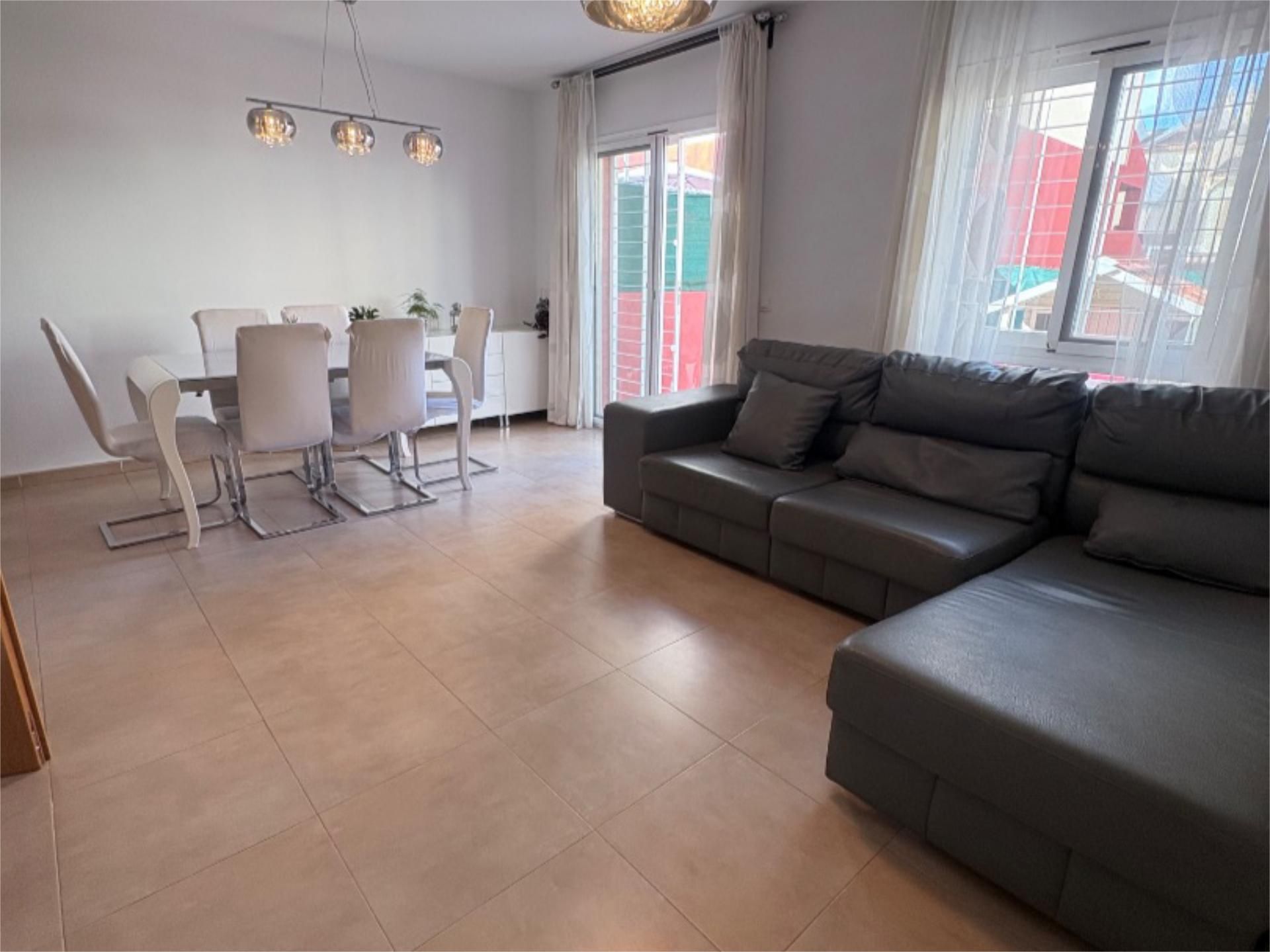 Flat for sale in Calle Santa Catalina, 16, Capellanía - Retamar Living room of Flat for sale in Alhaurín de la Torre with Air Conditioner, Heating and Private garden