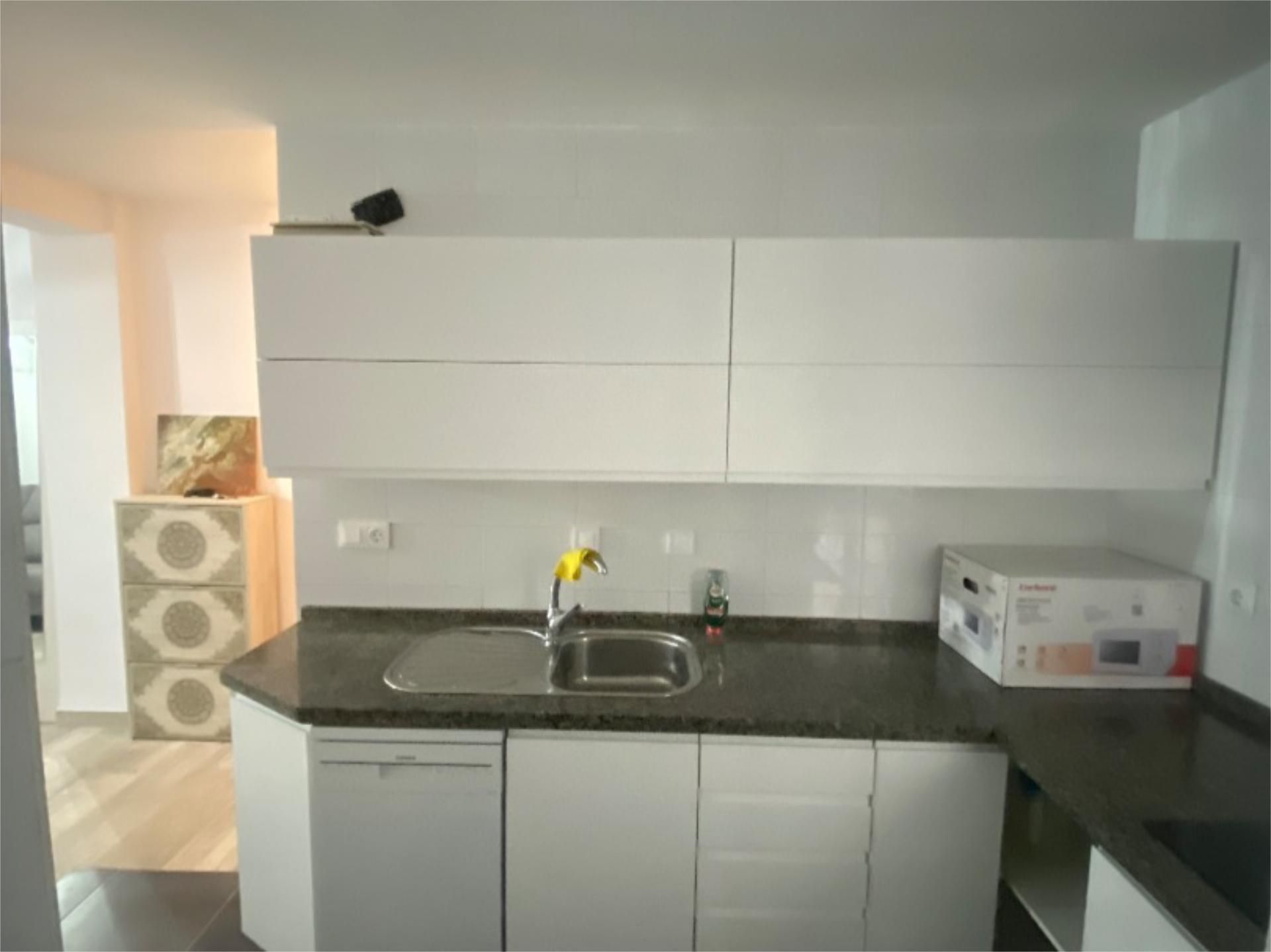 Kitchen of Flat to rent in  Sevilla Capital  with Air Conditioner