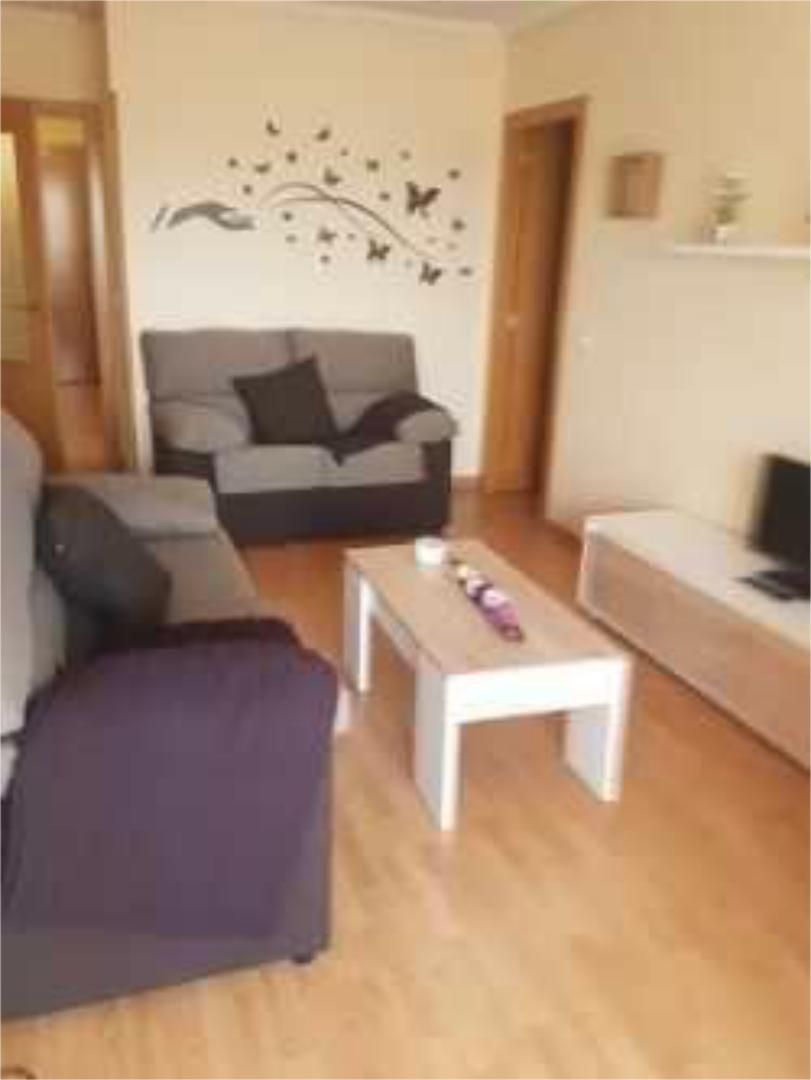 Flat to rent in Valdepeñas Living room of Flat to rent in Valdepeñas  with Heating, Terrace and Swimming Pool