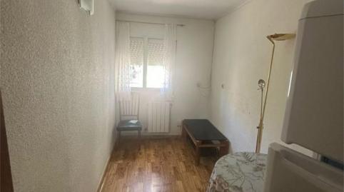 Foto 2 de Piso en venta en Calle de Gomeznarro, 492, Canillas, Madrid