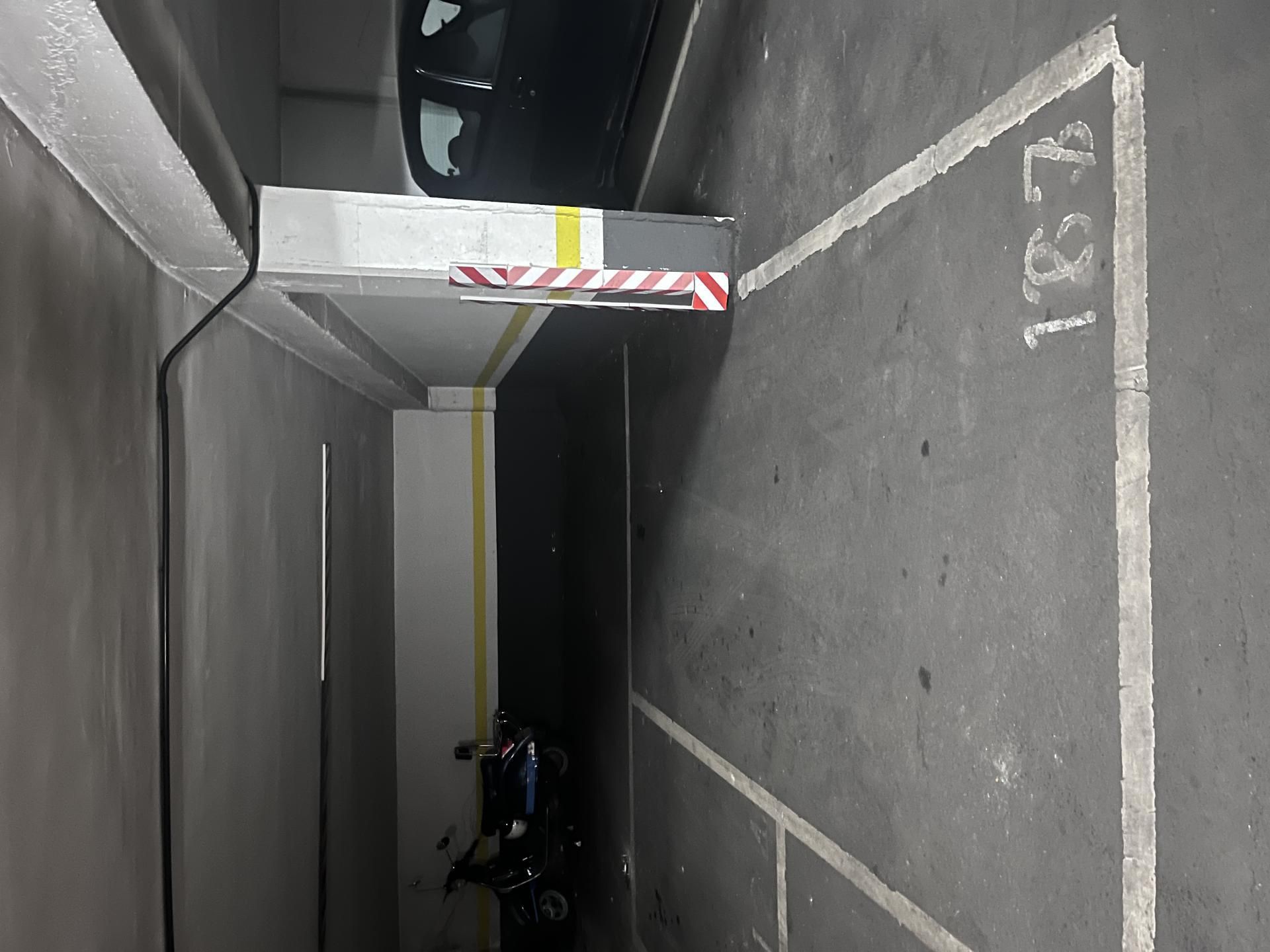 Parking of Garage to rent in  Madrid Capital