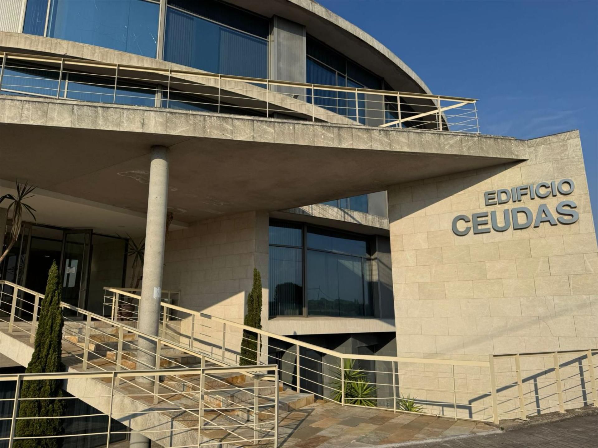 Office to rent in Camino de las Ceudas, 2, Pinar de las Rozas Exterior view of Office to rent in Las Rozas de Madrid