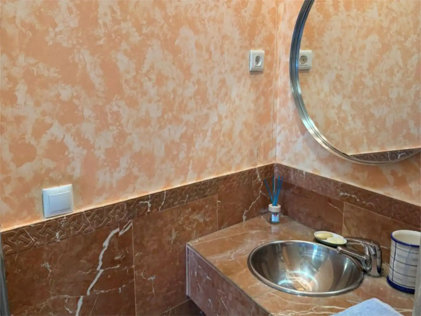 Oficina de alquiler en Camino de las Ceudas, 2, Pinar de las Rozas Baño de Oficina de alquiler en Las Rozas de Madrid