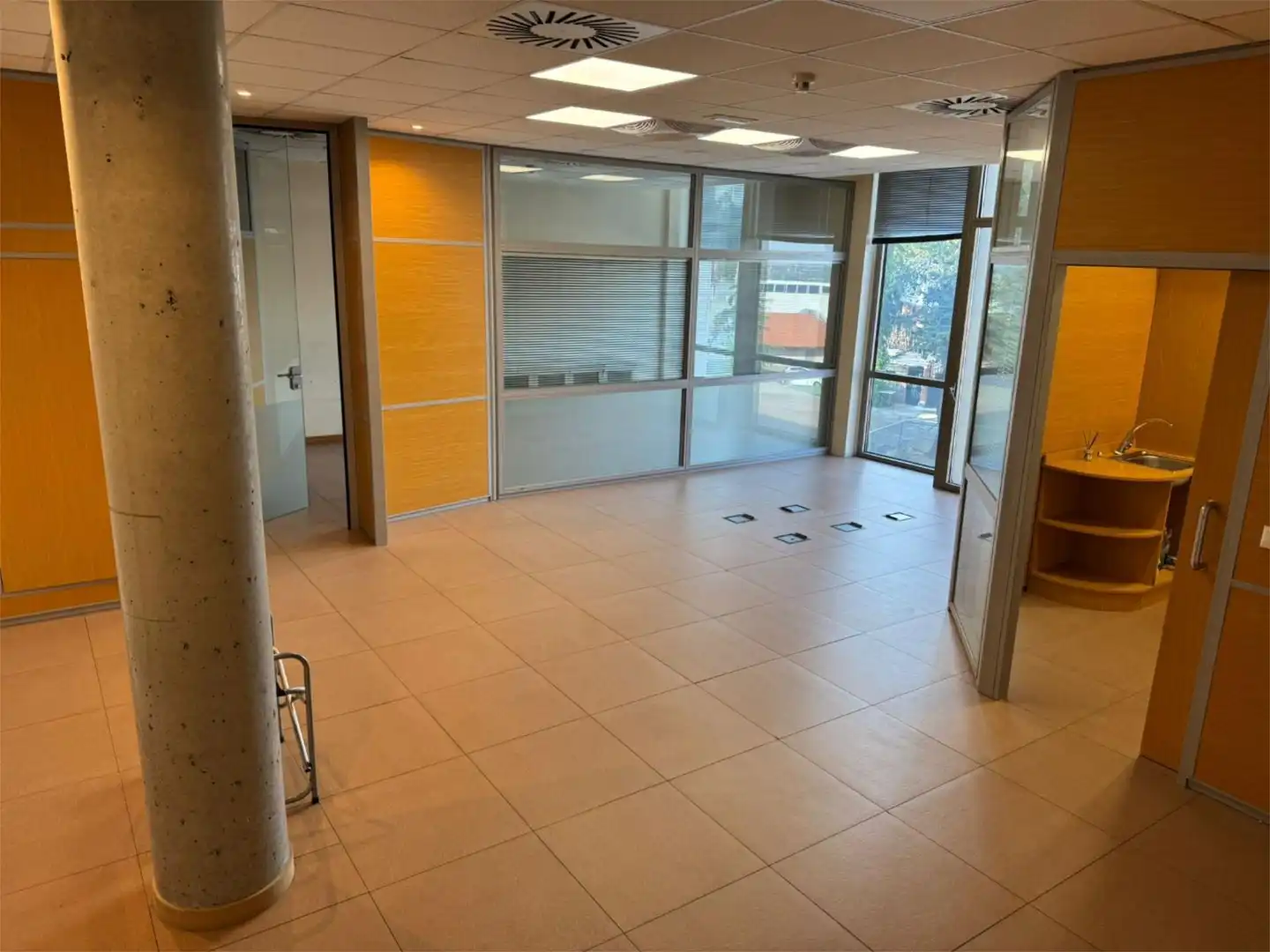 Oficina de alquiler en Camino de las Ceudas, 2, Pinar de las Rozas Oficina de alquiler en Las Rozas de Madrid