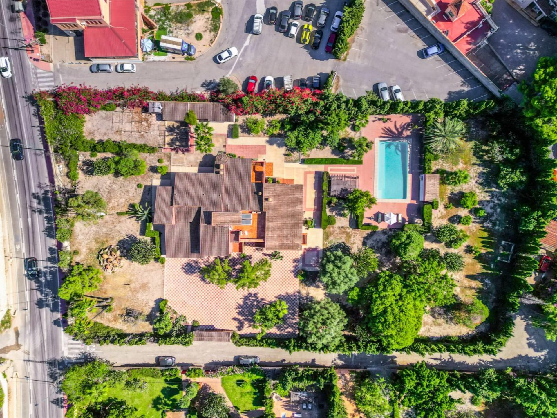 House or chalet for sale in Calle Espliego, 1, Santa Faz Exterior view of House or chalet for sale in Alicante / Alacant with Air Conditioner, Terrace and Swimming Pool