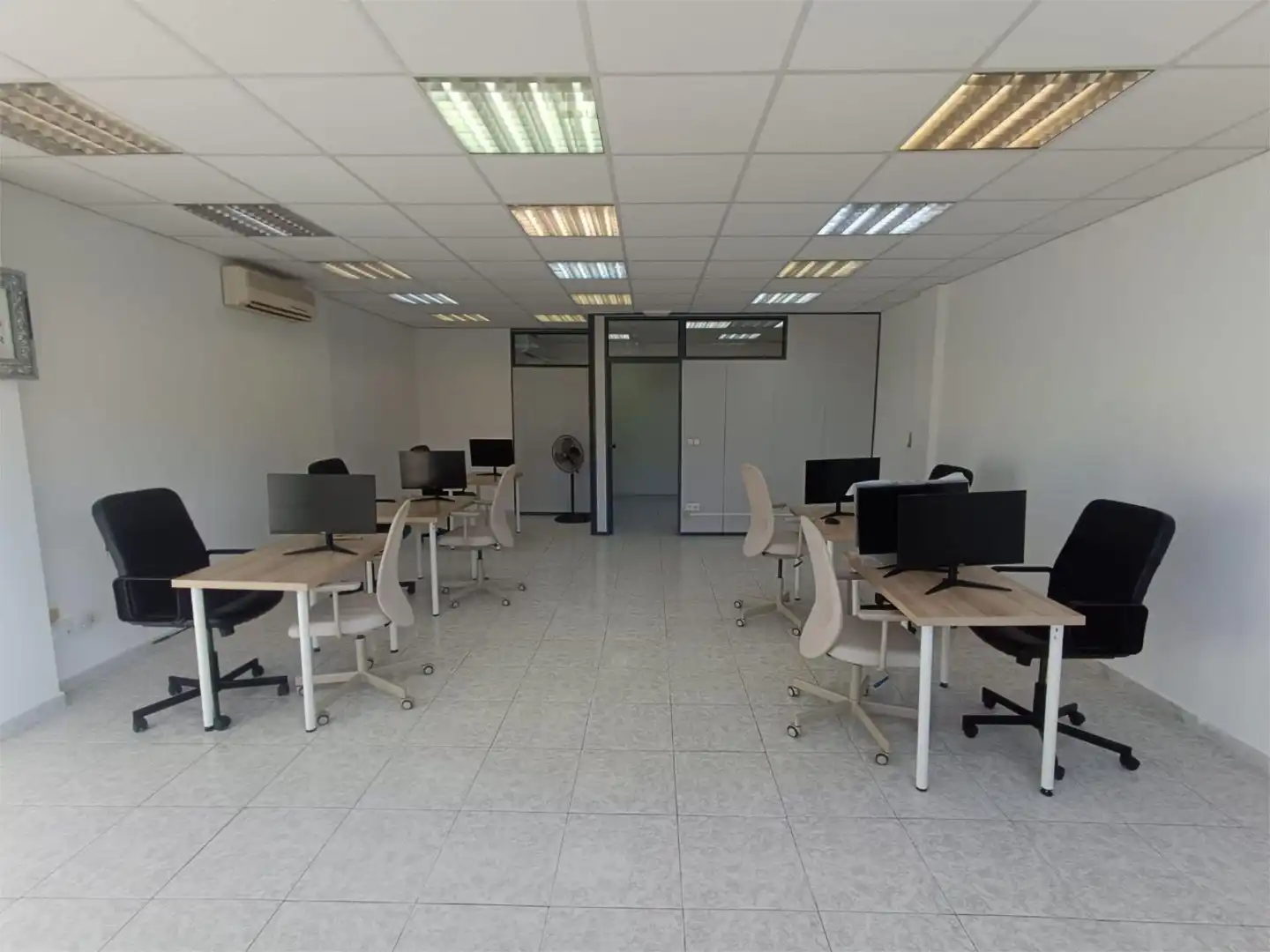 Oficina de lloguer a Calle Galeón, 10, Magaluf Oficina de lloguer en Calvià