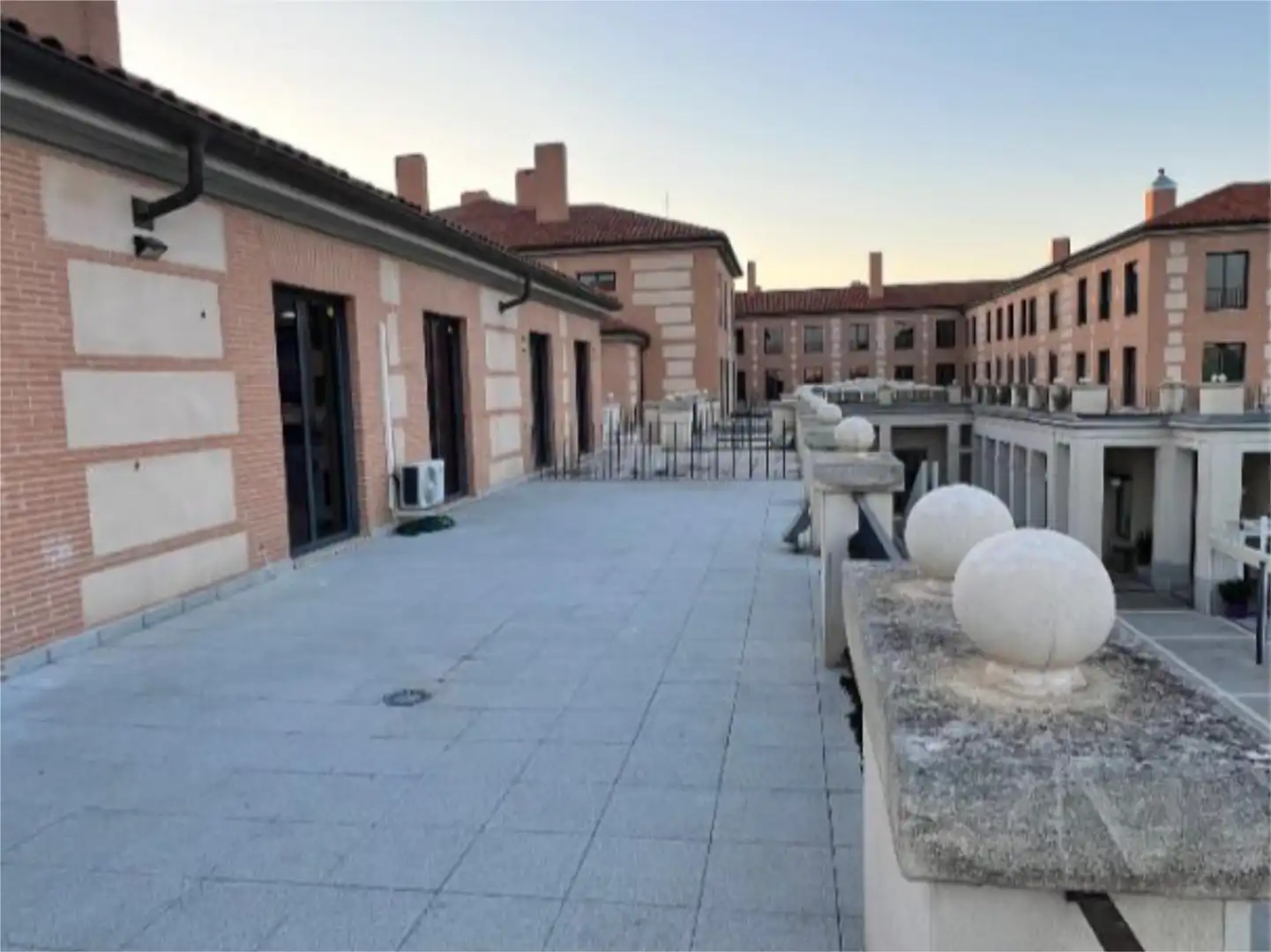 Terrasse von Geschaftsraum zum Verkauf in Aranjuez mit Klimaanlage und Heizung