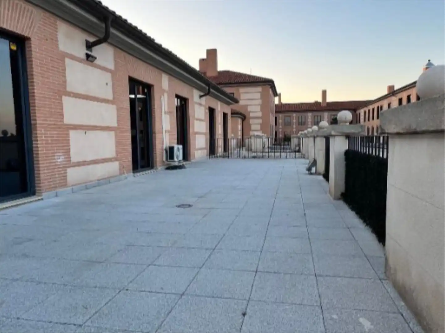 Terrasse von Geschaftsraum zum Verkauf in Aranjuez mit Klimaanlage und Heizung