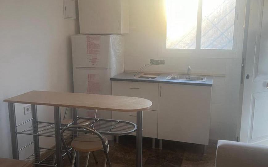 Apartament de lloguer a Calle Estornino, 1, Centro - Doña Mercedes, Sevilla - imatge 1 Foto 1 de Apartament de lloguer a Calle Estornino, 1, Centro - Doña Mercedes, Sevilla