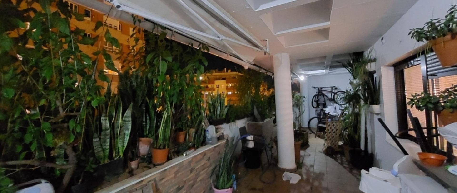 Attic to rent in Algeciras  with Terrace, Storage room and Furnished