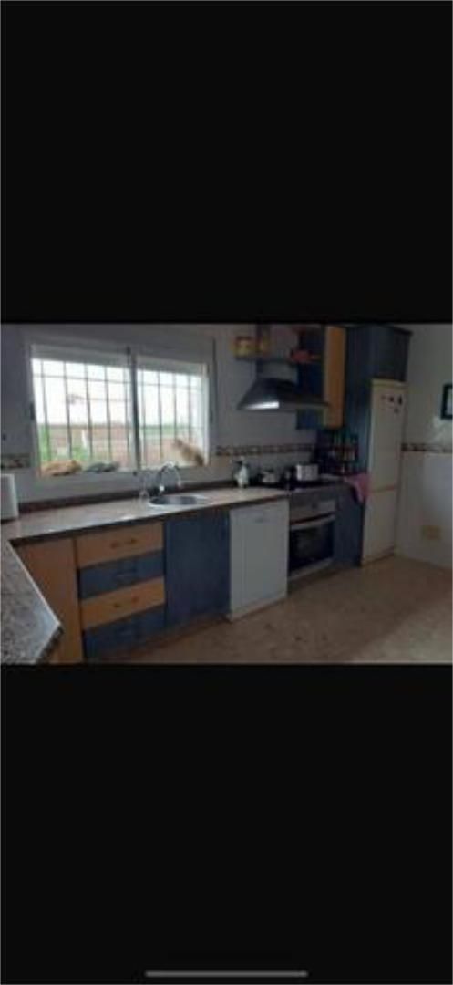 Casa o chalet en venta en Molino de la Vega Cocina de Casa o chalet en venta en Huelva Capital con Calefacción, Jardín privado y Terraza