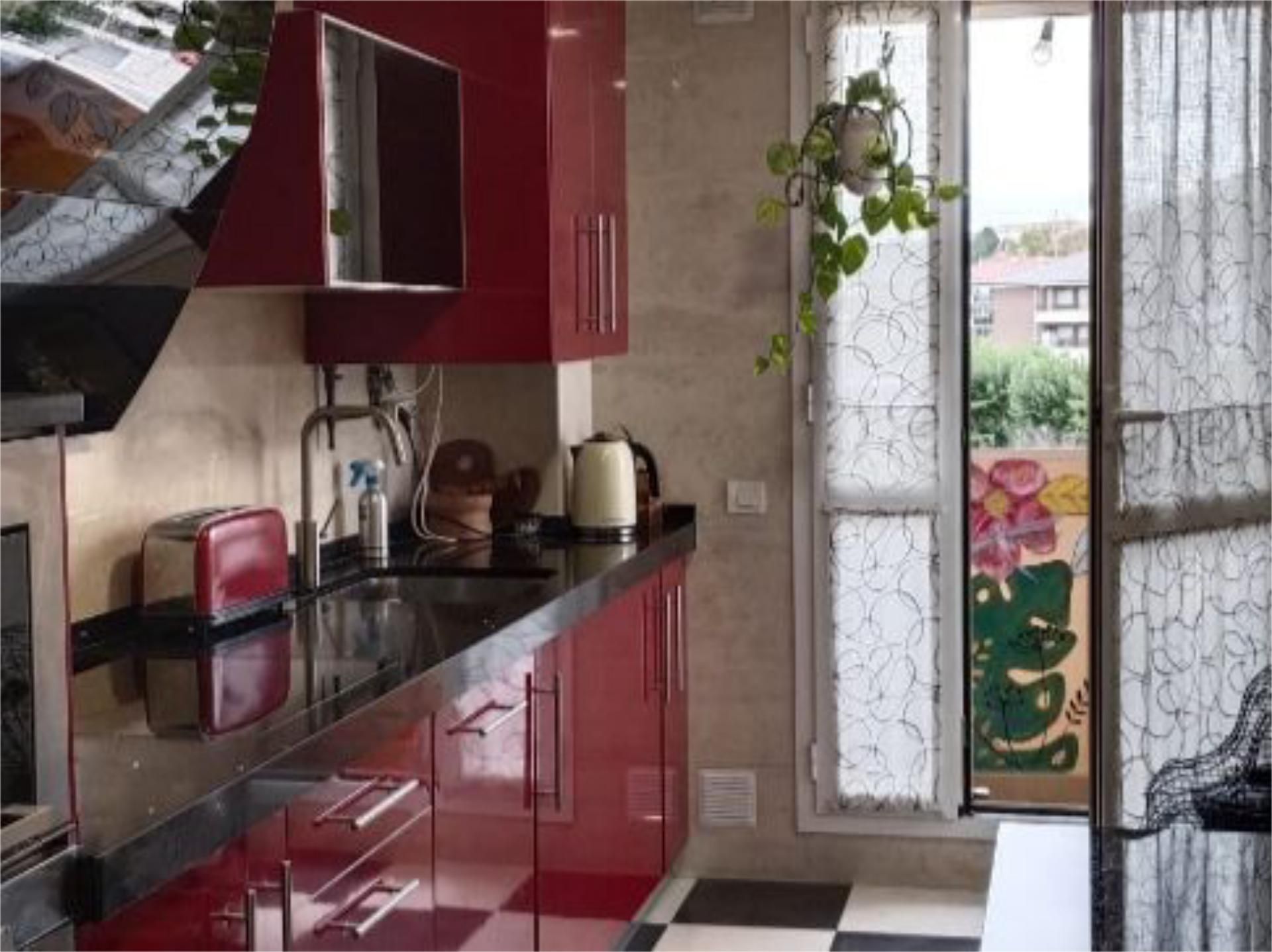 Kitchen of Duplex for sale in Briviesca  with Terrace and Balcony