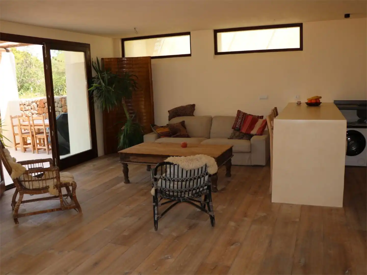 Finca rústica en venta en Sant Carles Sala de estar de Finca rústica en venta en Santa Eulària des Riu con Calefacción, Jardín privado y Parquet