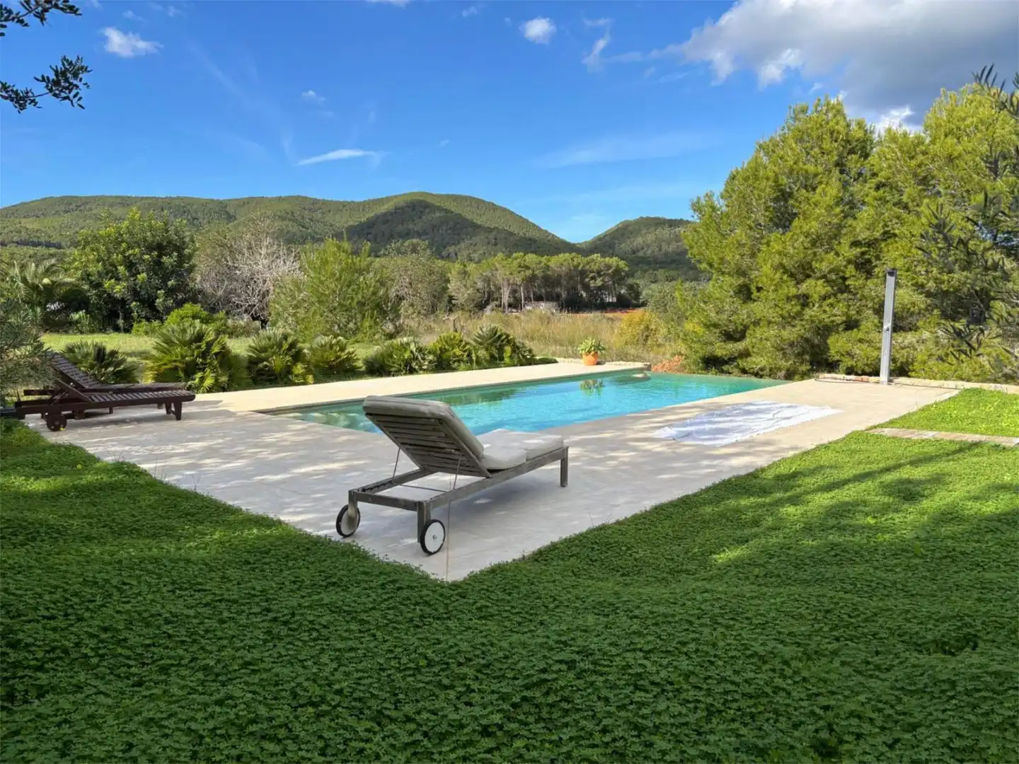 Finca rústica en venta en Sant Carles Piscina de Finca rústica en venta en Santa Eulària des Riu con Calefacción, Jardín privado y Parquet