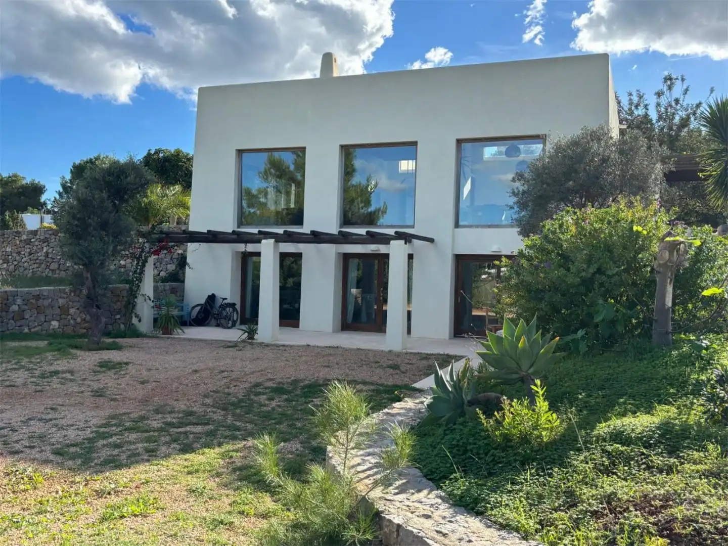 Finca rústica en venta en Sant Carles Vista exterior de Finca rústica en venta en Santa Eulària des Riu con Calefacción, Jardín privado y Parquet