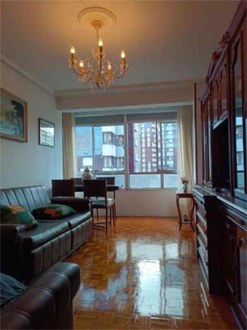 Pis de lloguer a Pumarín Sala d'estar de Pis de lloguer en Gijón amb Terrassa