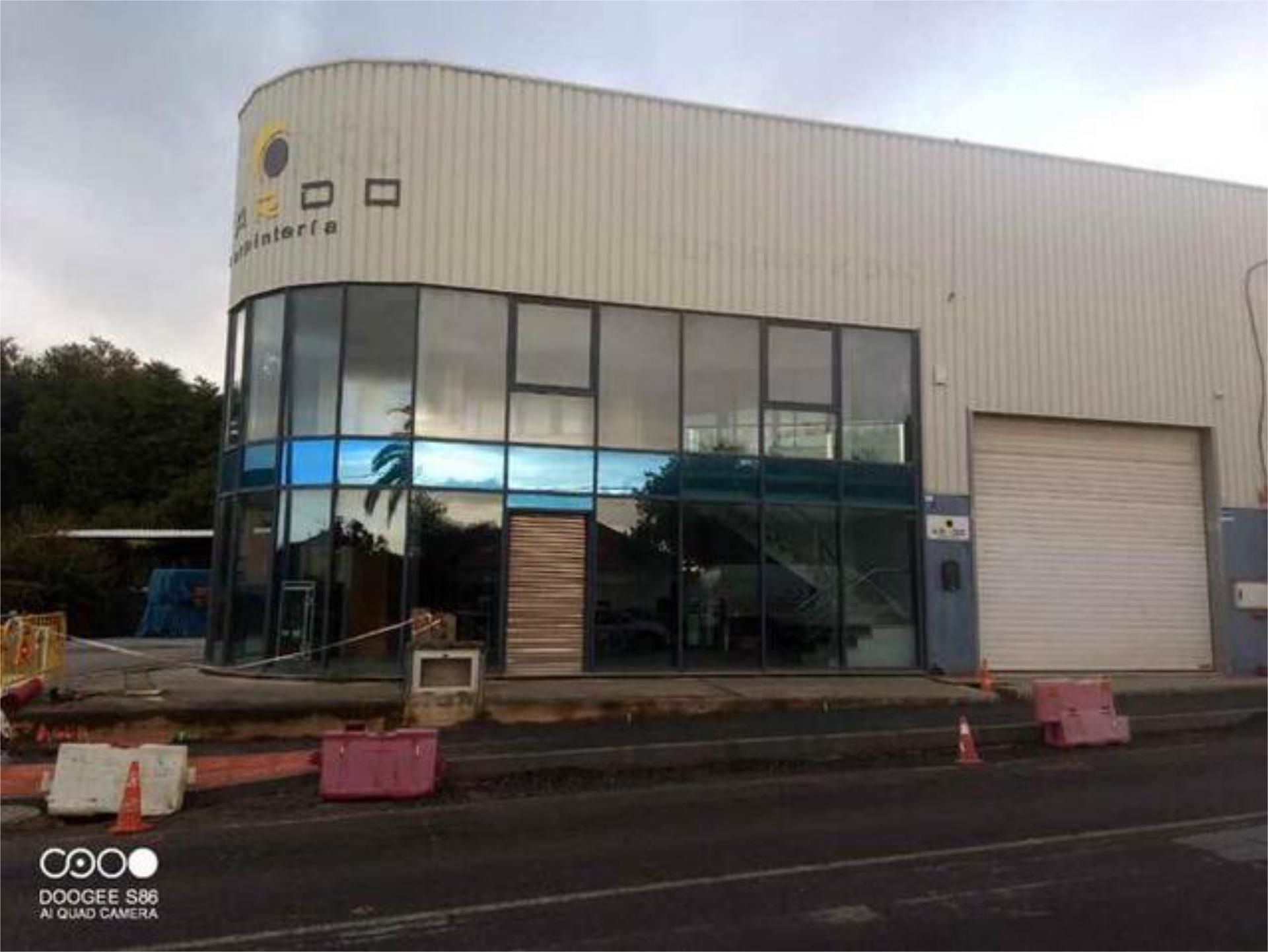 Exterior view of Industrial buildings to rent in Ferrol