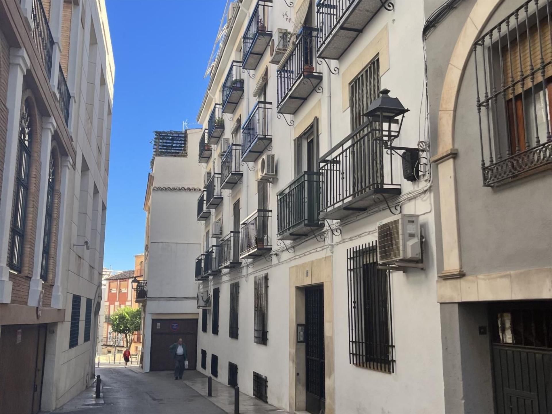 Piso en venta en Calle Ciprés, 27, Ctra. Circunvalación - La Magdalena Vista exterior de Piso en venta en  Jaén Capital con Aire acondicionado y Balcón