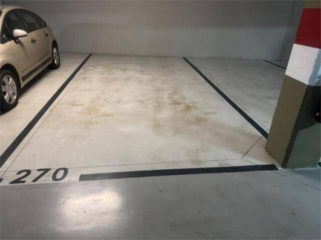 Garaje en Alquiler en Nou Campanar