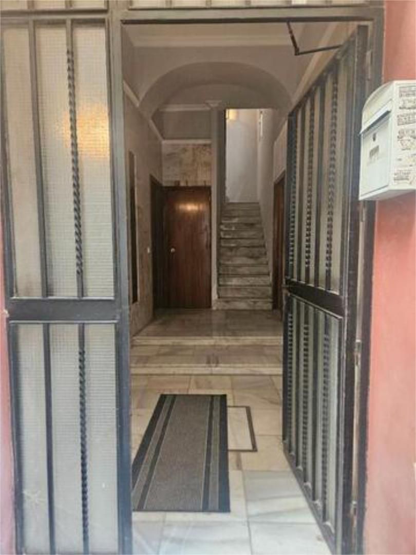 Box room to rent in  Sevilla Capital
