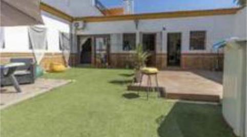 Foto 3 de Casa adosada en venda a Gerena, Sevilla