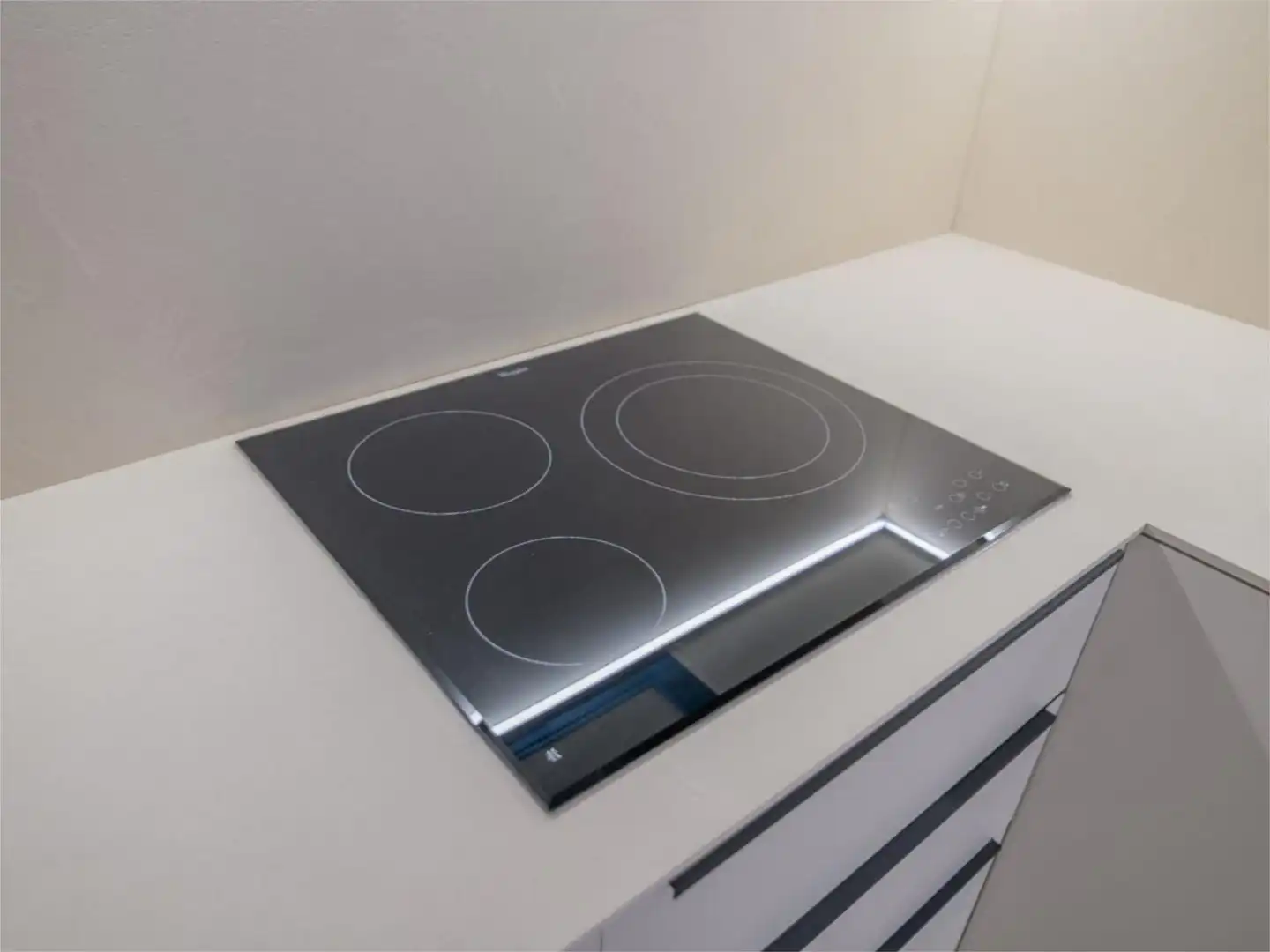 Flat for sale in Sant Josep Kitchen of Flat for sale in L'Hospitalet de Llobregat with Air Conditioner and Balcony