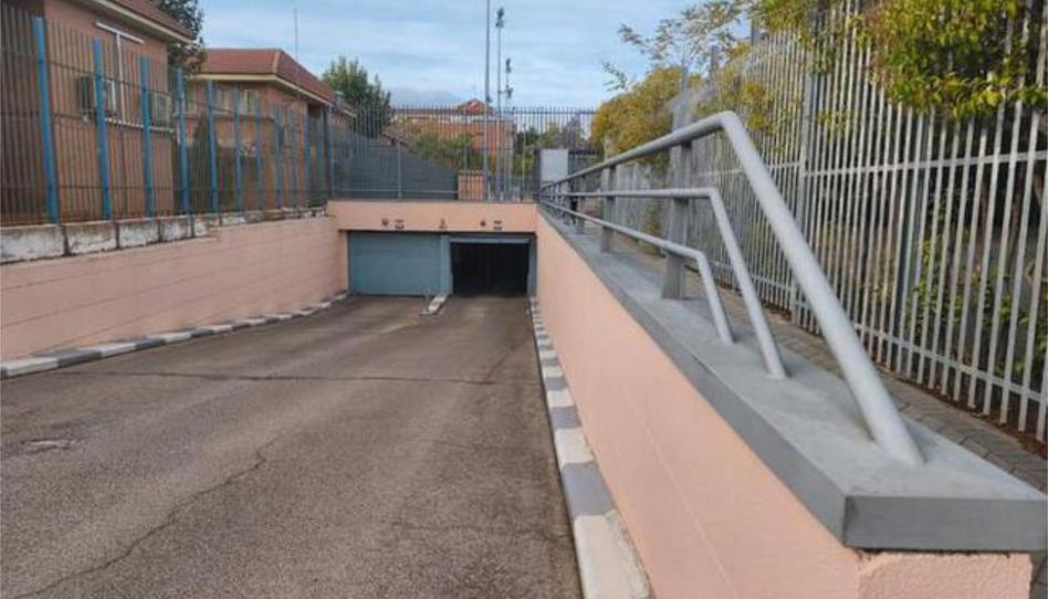 Garatge de lloguer a Juncal, Madrid - imatge 1 Foto 1 de Garatge de lloguer a Juncal, Madrid