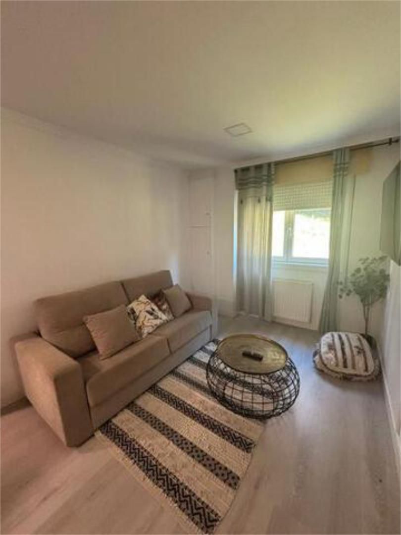 Living room of Apartment to rent in Santiago de Compostela 