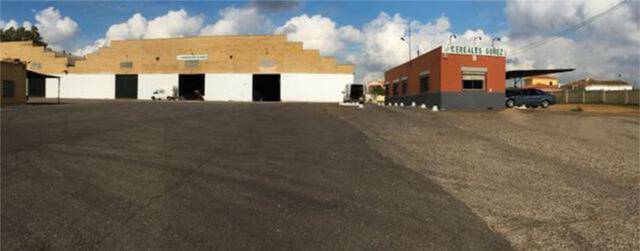 Nave industrial en Alquiler en Mairena del Alcor