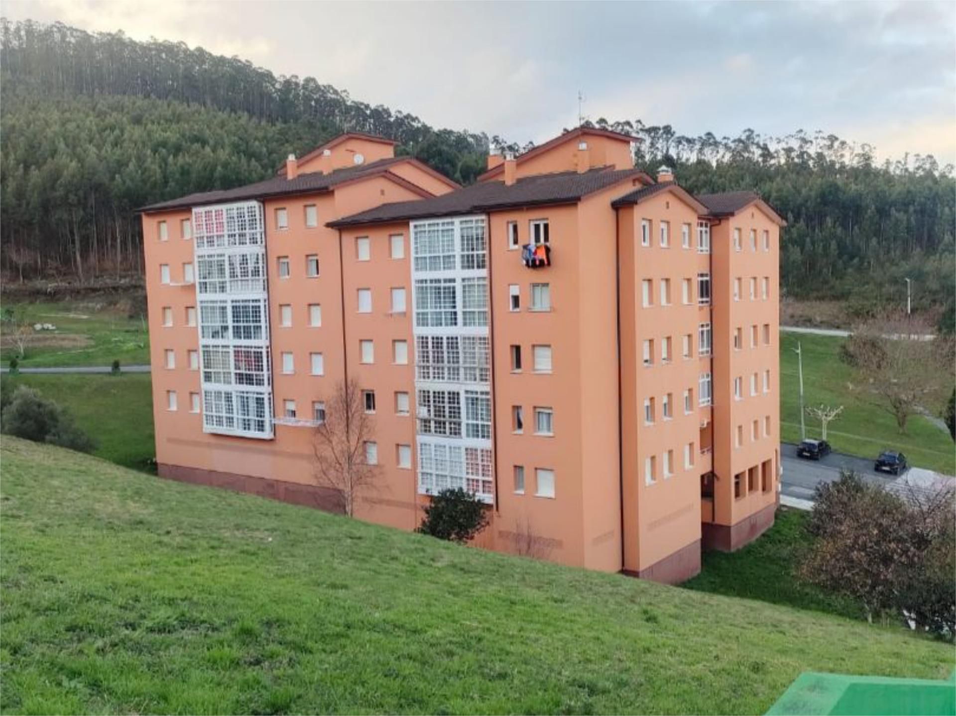 Pis en venda a Calle Urbanización el Palmeiro, 3, Xove Vista exterior de Pis en venda en Xove amb Calefacció, Jardí privat i Traster