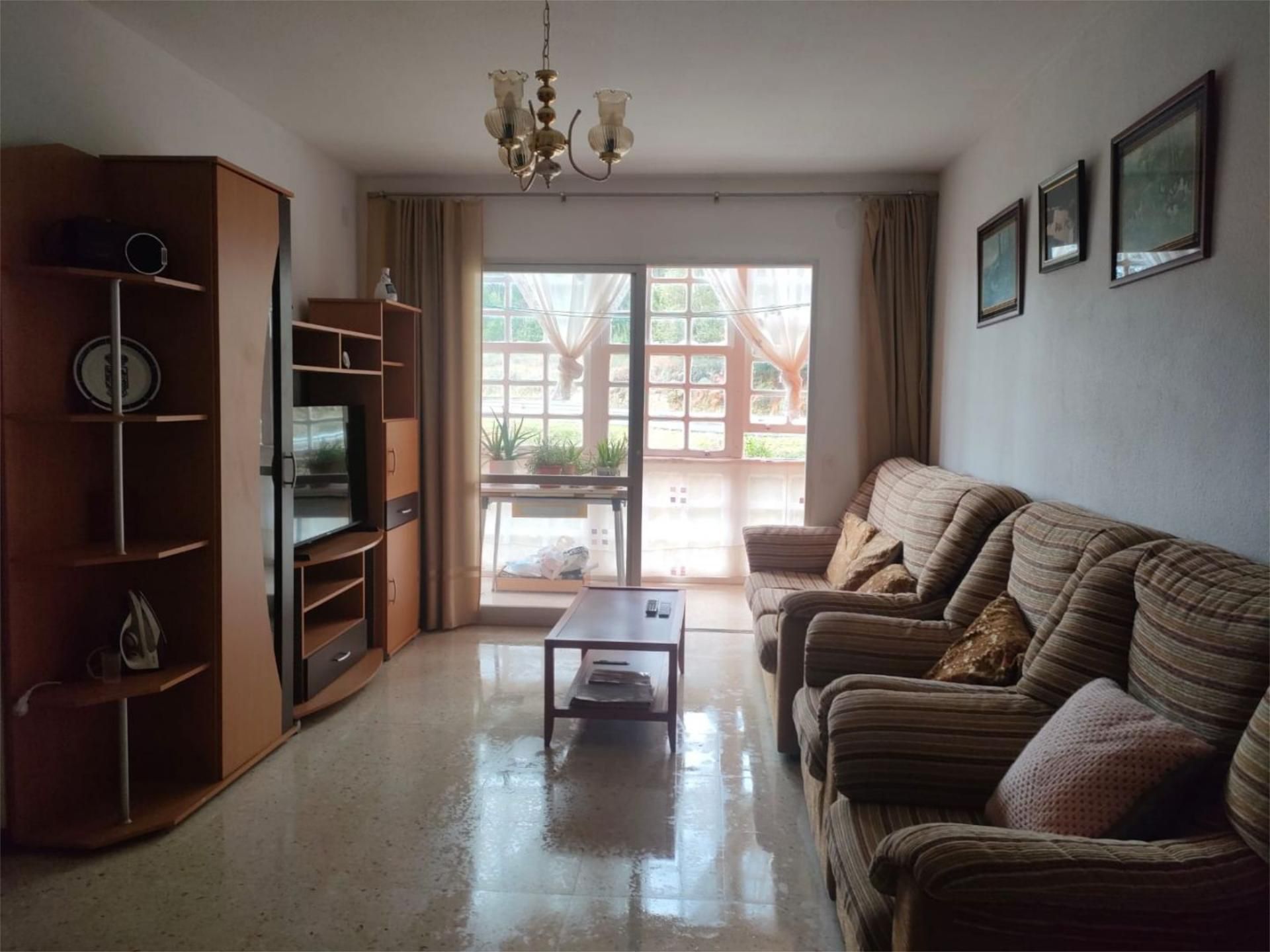Flat for sale in Calle Urbanización el Palmeiro, 3, Xove Living room of Flat for sale in Xove with Heating, Private garden and Storage room